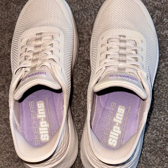 Skechers Women's Cream and Lavender Sneakers - Picture 5 of 7